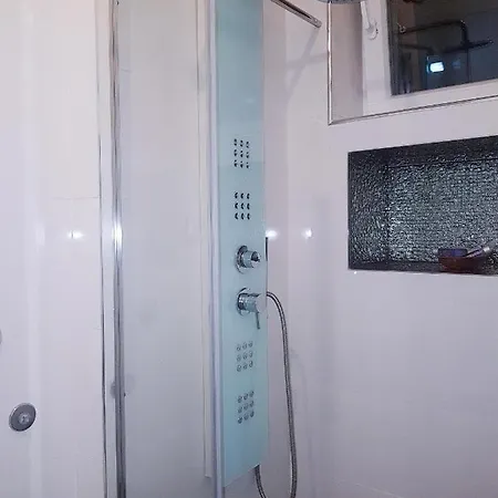 Emma Apartman *